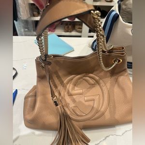 Gucci Medium Soho Chain Tote